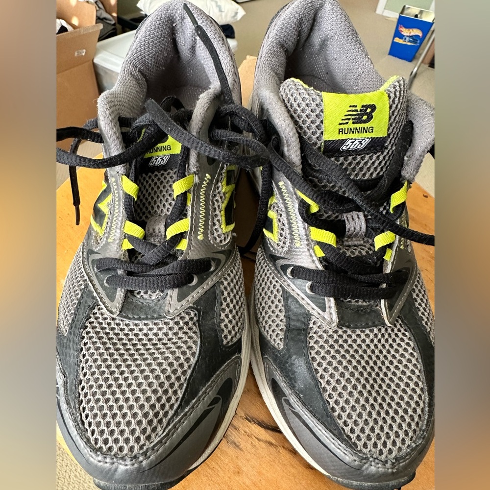 Boys US 6 New Balance running 559 shoes